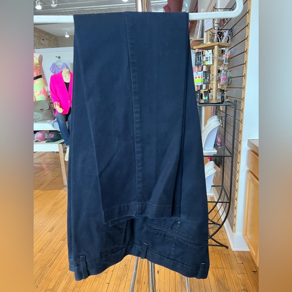 Men’s GAP Chino Dress Pants - 4 pairs included. - Picture 10 of 14